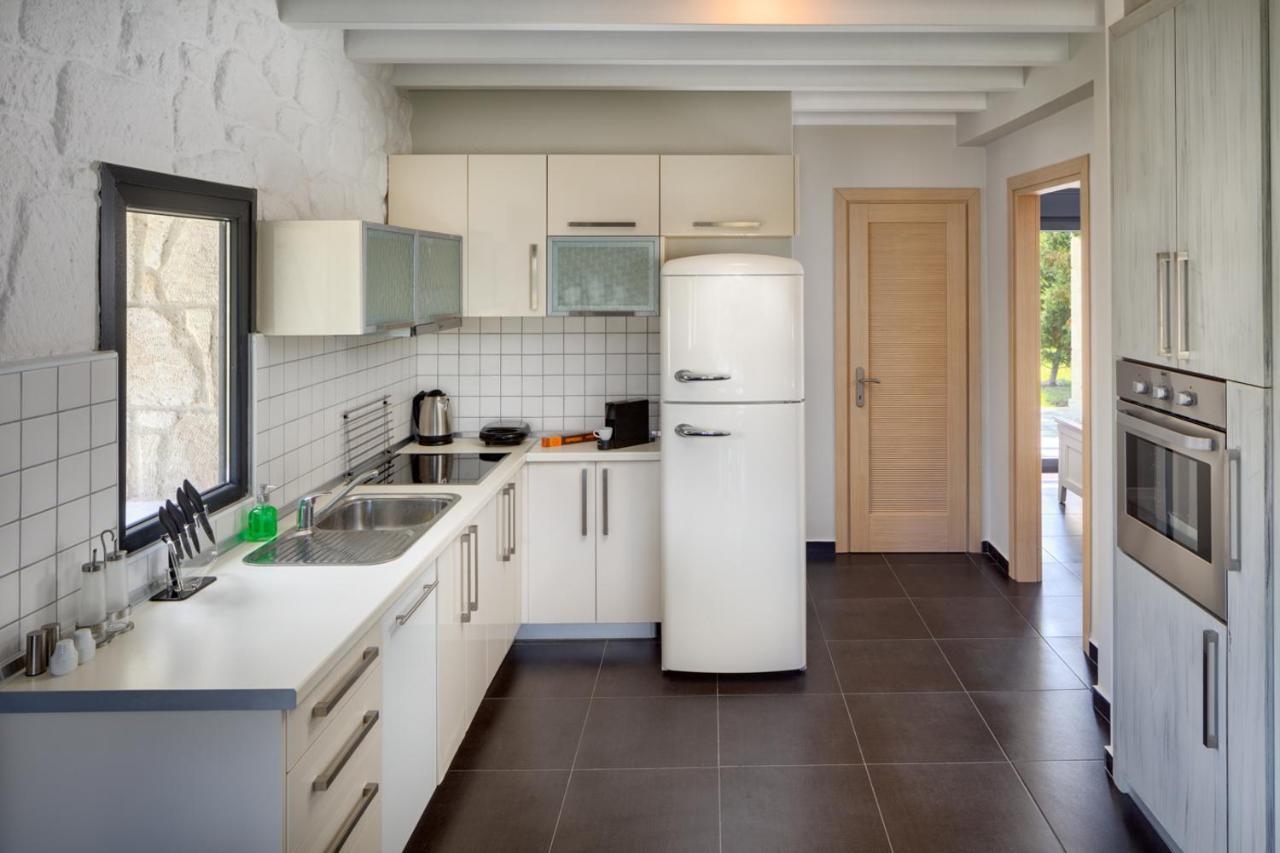 Pohoda Villas Resort Skála Foúrkas エクステリア 写真